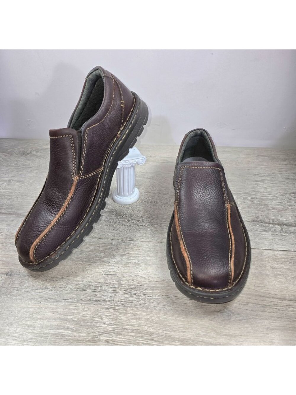 Clarks Mens Comfort Shoes Brown Leather Slip on Sz 9M Loafers Walking Casual